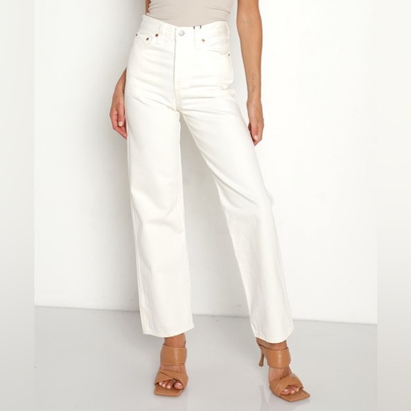 Levi’s Ribcage Straight Leg White/Cream Jeans - Picture 3 of 7